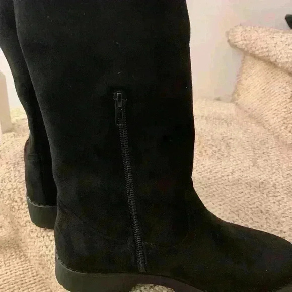 NWT winter  boots with fur inside. Size 38 - Picture 3 of 6